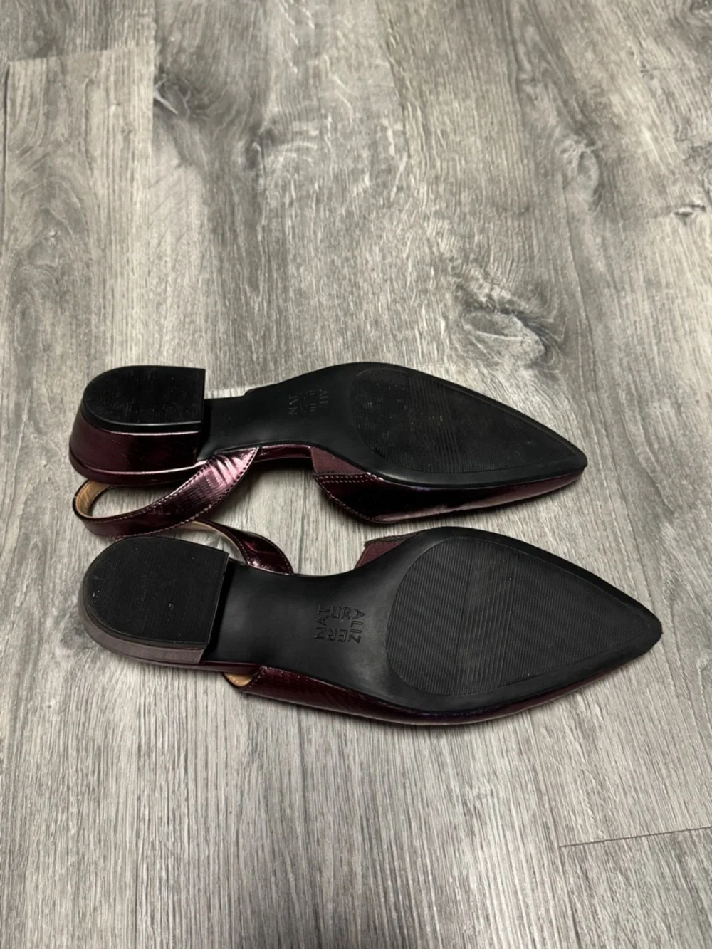 Naturalizer Pointed Slingback Low Block Heel Pumps in Deep Plum - Picture 3 of 4